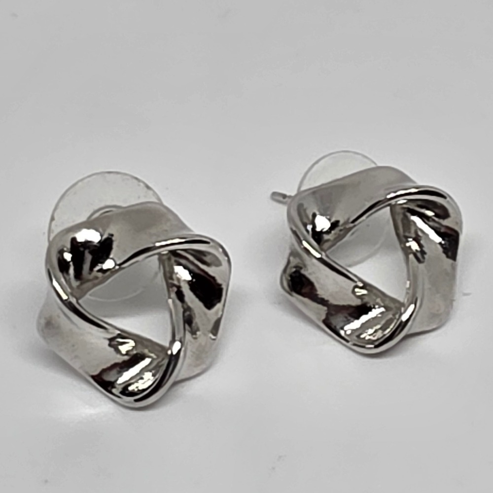Silver Tone Abstract Swirl Stud Twisted Earrings Modern Minimalist Jewelry - Picture 1 of 2